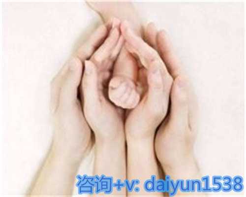 母乳喂养宝宝大便有泡沫：因及解决方法